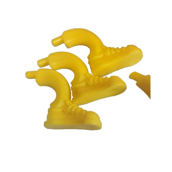 Replacement parts for COOTIE by Hasbro Gaming miscellaneous lot of pieces - Picture 3 of 7